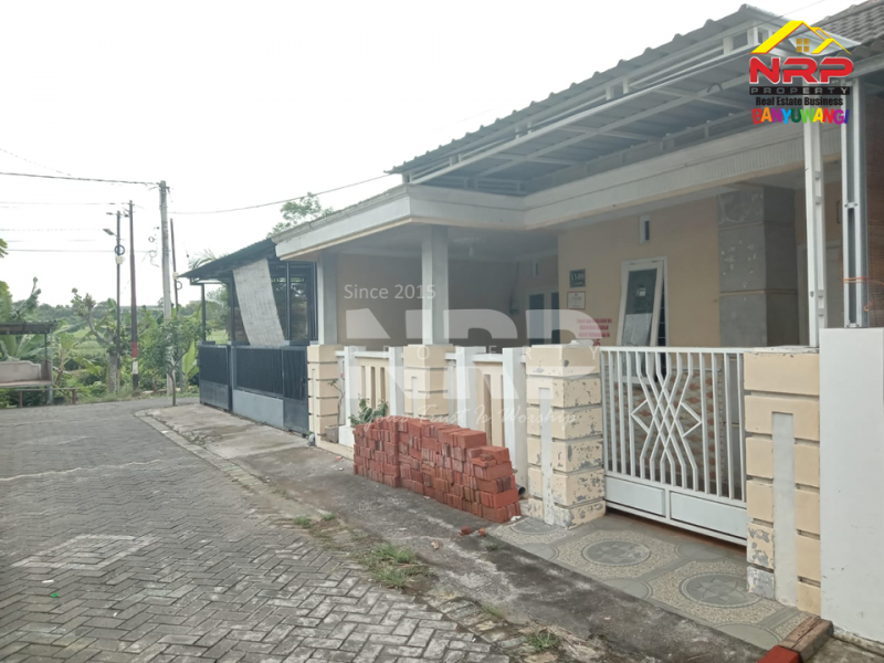Dijual Rumah Murah Minimalis di Perum. Vila Bukit Mas - Bwi Dijual Rumah Murah Minimalis di Perum. Vila Bukit Mas - Bwi Dijual Rumah Murah Minimalis di Perum. Vila Bukit Mas - Bwi
Akses tepi Jalan MH. Thamrin Banyuwangi
One Get Sistem , Cocok untuk rumah hunian,lokasi sangat NRP BANYUWANGI