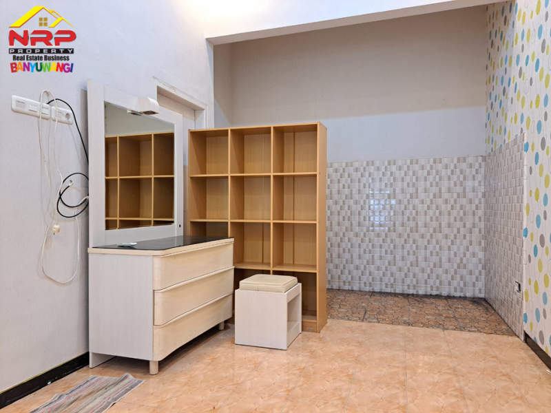 Dijual Rumah Murah Minimalis Siap Huni di Perum. Mendut Regency - Banyuwangi  Dijual Rumah Murah Minimalis Siap Huni di Perum. Mendut Regency - Banyuwangi  Dijual Rumah Murah Minimalis Siap Huni di Perum. Mendut Regency - Banyuwangi
Hunian Exclusive terletak di Kawasan Perumahan Elit di Pusat Kota Banyuwangi
Di NRP BANYUWANGI