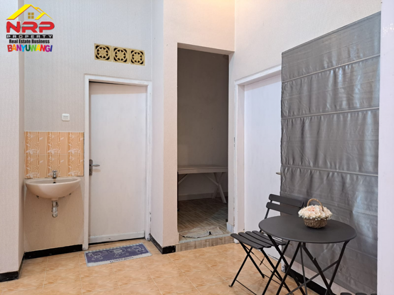 Dijual Rumah Murah Minimalis Siap Huni di Perum. Mendut Regency - Banyuwangi  Dijual Rumah Murah Minimalis Siap Huni di Perum. Mendut Regency - Banyuwangi  Dijual Rumah Murah Minimalis Siap Huni di Perum. Mendut Regency - Banyuwangi
Hunian Exclusive terletak di Kawasan Perumahan Elit di Pusat Kota Banyuwangi
Di NRP BANYUWANGI