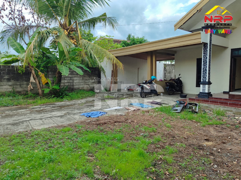 Dijual Rumah Murah Sangat Luas di Muncar - Banyuwangi  Jual rumah murah di Muncar Banyuwangi  Dijual Rumah Murah Sangat Luas di Muncar - Banyuwangi&nbsp;
Lokasi pinggir jln paving desa, Akses Mobil dan Motor&nbsp;

Luas Tanah : 1.730 M2
Luas NRP BANYUWANGI