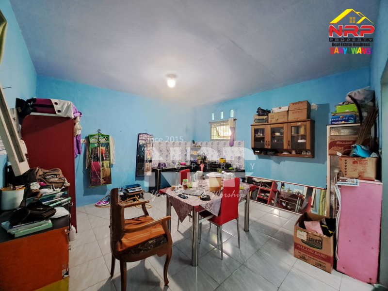 Dijual Rumah Operkredit di Sobo - Banyuwangi  Dijual Rumah Operkredit di Sobo - Banyuwangi  Dijual Rumah Operkredit di Sobo - Banyuwangi&nbsp;
Hunian minimalis siapp huni, perumahan oneget system.&nbsp;

LT/LB : 71/45 M2 SHM

Tenor 12 tahun, NRP BANYUWANGI