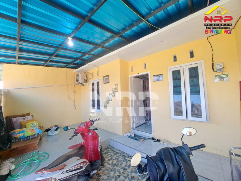 Dijual Rumah Operkredit di Sobo - Banyuwangi  Dijual Rumah Operkredit di Sobo - Banyuwangi  Dijual Rumah Operkredit di Sobo - Banyuwangi&nbsp;
Hunian minimalis siapp huni, perumahan oneget system.&nbsp;

LT/LB : 71/45 M2 SHM

Tenor 12 tahun, NRP BANYUWANGI