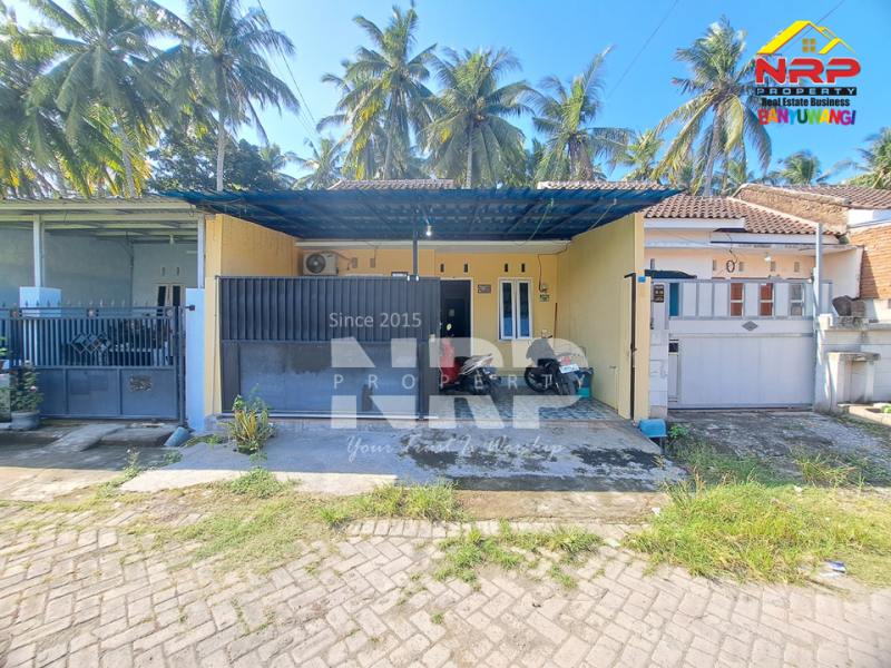 Dijual Rumah Operkredit di Sobo - Banyuwangi  Dijual Rumah Operkredit di Sobo - Banyuwangi  Dijual Rumah Operkredit di Sobo - Banyuwangi&nbsp;
Hunian minimalis siapp huni, perumahan oneget system.&nbsp;

LT/LB : 71/45 M2 SHM

Tenor 12 tahun, NRP BANYUWANGI