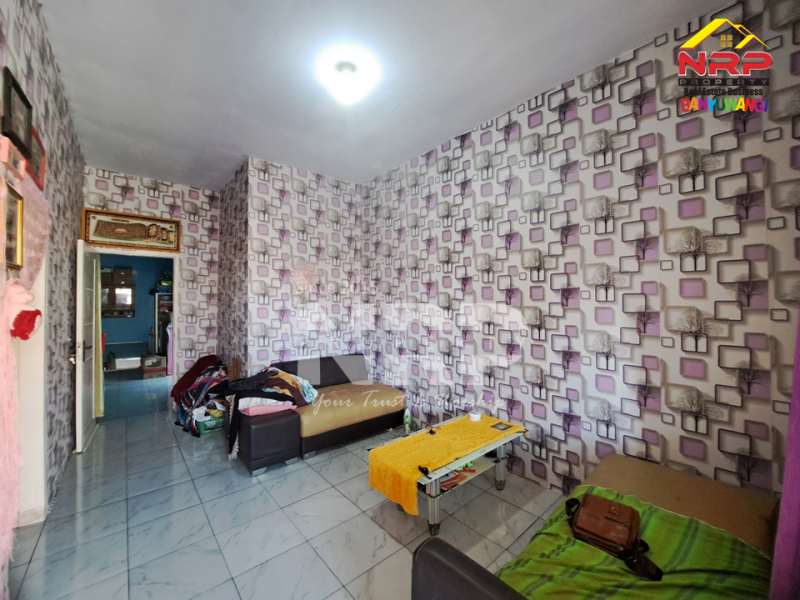 Dijual Rumah Operkredit di Sobo - Banyuwangi  Dijual Rumah Operkredit di Sobo - Banyuwangi  Dijual Rumah Operkredit di Sobo - Banyuwangi&nbsp;
Hunian minimalis siapp huni, perumahan oneget system.&nbsp;

LT/LB : 71/45 M2 SHM

Tenor 12 tahun, NRP BANYUWANGI
