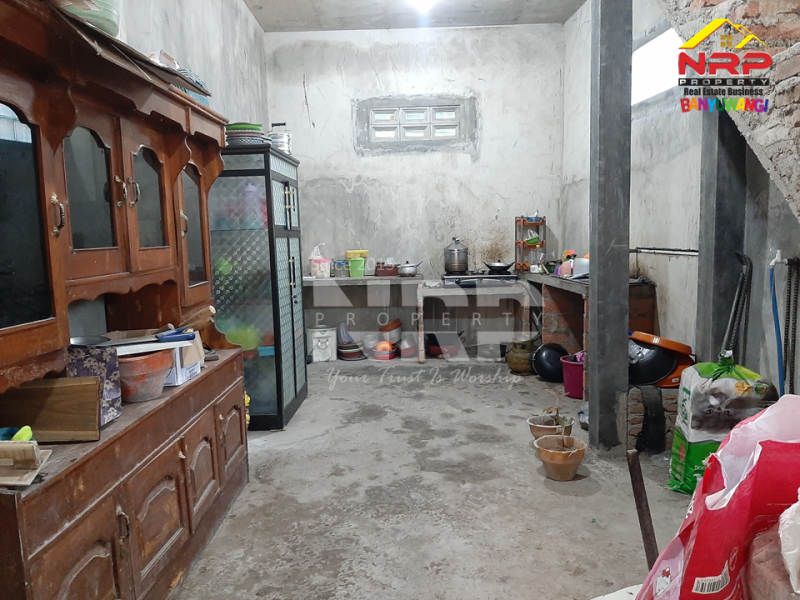 Dijual Rumah Pojok 1/2 Lantai di Karangrejo  - Banyuwangi  Dijual Rumah Pojok 1/2 Lantai di Karangrejo  - Banyuwangi  Dijual Rumah Pojok 1/2 Lantai di Karangrejo&nbsp; - Banyuwangi&nbsp;
Hunian di Tengah Kota Banyuwangi, Dekat dengan Poltek Masami International.&nbsp;

Luas NRP BANYUWANGI
