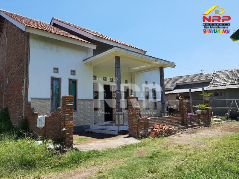Dijual Rumah Pojok 1/2 Lantai di Karangrejo  - Banyuwangi  Dijual Rumah Pojok 1/2 Lantai di Karangrejo  - Banyuwangi  Dijual Rumah Pojok 1/2 Lantai di Karangrejo&nbsp; - Banyuwangi&nbsp;
Hunian di Tengah Kota Banyuwangi, Dekat dengan Poltek Masami International.&nbsp;

Luas NRP BANYUWANGI