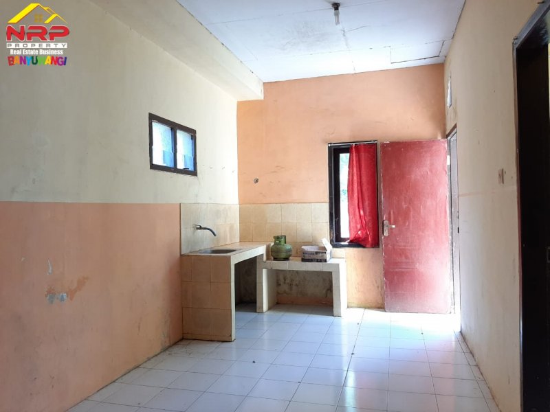 Dijual Rumah Pojok dengan Halaman Luas di Perum Brawijaya Regency Banyuwangi Dijual Rumah Pojok dengan Halaman Luas di Perum Brawijaya Regency Banyuwangi Dijual Rumah Pojok dengan Halaman Luas di Perum Brawijaya Regency Banyuwangi
Hunian Nyaman di Pusat Kota Banyuwangi
Akses 0 Jalan Provinsi "Jl. NRP BANYUWANGI