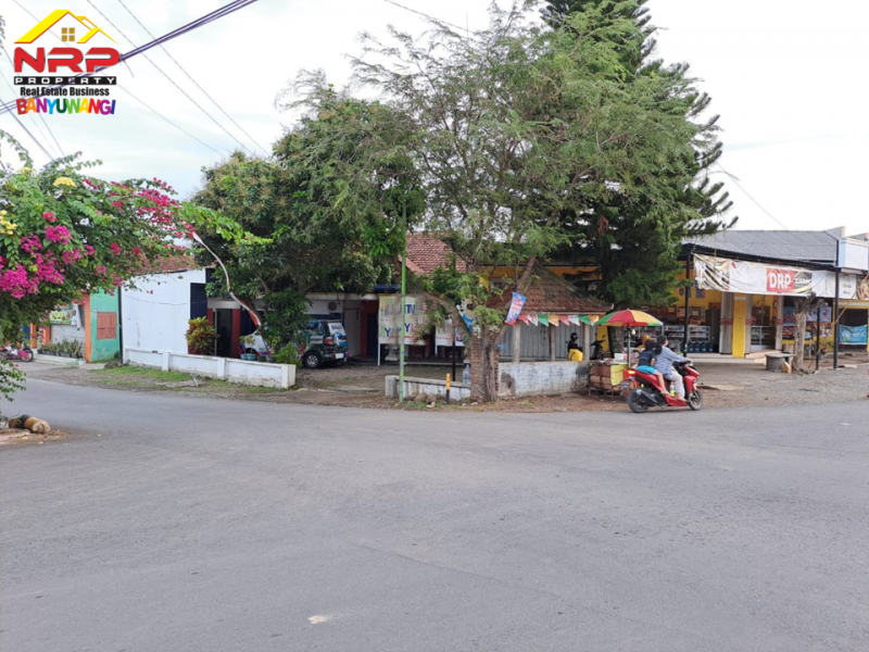 Dijual Rumah Pojok Siap Huni tepi Jalan Lintas Barat Rogojampi  - Banyuwangi Dijual Rumah Pojok Siap Huni tepi Jalan Lintas Barat Rogojampi  - Banyuwangi Dijual Rumah Pojok Siap Huni tepi Jalan Lintas Barat Rogojampi&nbsp; - Banyuwangi
Lokasi strategis, cocok digunakan untuk hunian sekaligus untuk usaha NRP BANYUWANGI