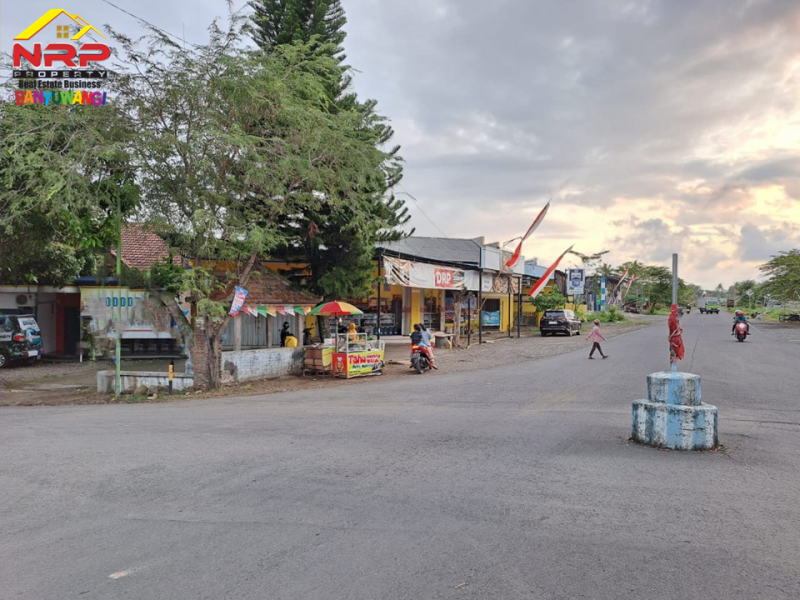 Dijual Rumah Pojok Siap Huni tepi Jalan Lintas Barat Rogojampi  - Banyuwangi Dijual Rumah Pojok Siap Huni tepi Jalan Lintas Barat Rogojampi  - Banyuwangi Dijual Rumah Pojok Siap Huni tepi Jalan Lintas Barat Rogojampi&nbsp; - Banyuwangi
Lokasi strategis, cocok digunakan untuk hunian sekaligus untuk usaha NRP BANYUWANGI