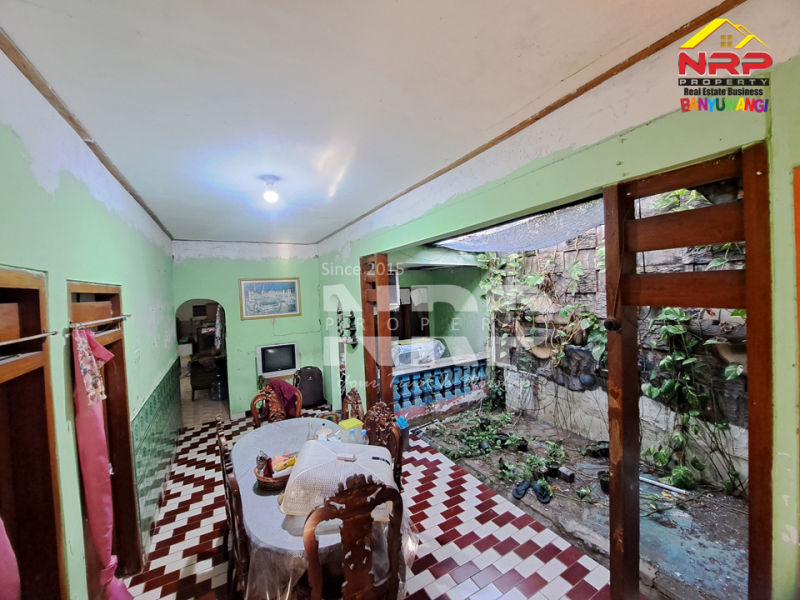 Dijual Rumah Prospek di Banjarsari, Glagah - Banyuwangi  Dijual Rumah Prospek di Banjarsari, Glagah - Banyuwangi  Dijual Rumah Prospek di Banjarsari, Glagah - Banyuwangi&nbsp;
Dekat Kawasan Sekolah Ternama Banyuwangi. Dekat Stasiun Banyuwangi Kota&nbsp;

Luas Tanah 250 NRP BANYUWANGI