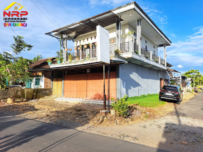 Dijual Rumah + Ruang Usaha Hook 2 Lantai di Kaligondo, Genteng - Banyuwangi  Dijual Rumah + Ruang Usaha Hook 2 Lantai di Kaligondo, Genteng - Banyuwangi  Dijual Rumah + Ruang Usaha Hook 2 Lantai di Kaligondo, Genteng - Banyuwangi&nbsp;
Dekat dengan Fasilitas Pendidikan dan Transportasi&nbsp;
Cocok untuk hunian NRP BANYUWANGI