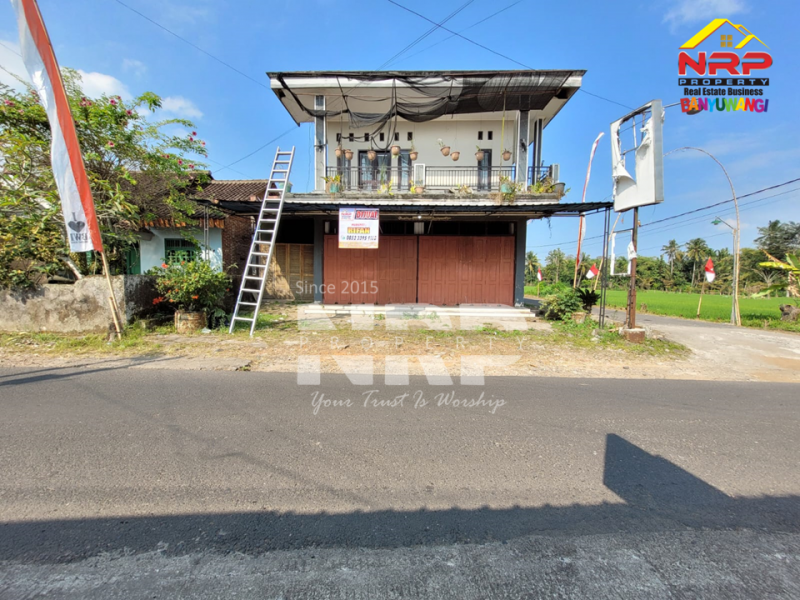 Dijual Rumah + Ruang Usaha Hook 2 Lantai di Kaligondo, Genteng - Banyuwangi  Dijual Rumah + Ruang Usaha Hook 2 Lantai di Kaligondo, Genteng - Banyuwangi  Dijual Rumah + Ruang Usaha Hook 2 Lantai di Kaligondo, Genteng - Banyuwangi&nbsp;
Dekat dengan Fasilitas Pendidikan dan Transportasi&nbsp;
Cocok untuk hunian NRP BANYUWANGI