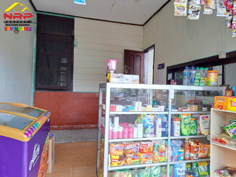 Dijual Rumah + Ruang Usaha Hook 2 Lantai di Perum. GGM Klatak - Banyuwangi  Dijual Rumah + Ruang Usaha Hook 2 Lantai di Perum. GGM Klatak - Banyuwangi  Dijual Rumah + Ruang Usaha Hook 2 Lantai di Perum. GGM Klatak - Banyuwangi&nbsp;
Lokasi Sangat Strategis berada di Depan Resto Ayam Betutu Mbk Timah
Dekat NRP BANYUWANGI