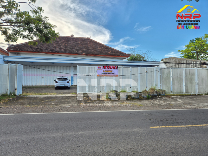 Dijual Rumah + Ruko dalam satu lokasi, luas, strategis, dan penuh potensi di Jajag - Banyuwangi  Dijual Rumah + Ruko dalam satu lokasi, luas, strategis, dan penuh potensi di Jajag - Banyuwangi  ???? Dijual Rumah + Ruko dalam satu lokasi, luas, strategis, dan penuh potensi di Jajag - Banyuwangi&nbsp; ????
Terletak di area Jajag yang terus berkembang, cocok NRP BANYUWANGI