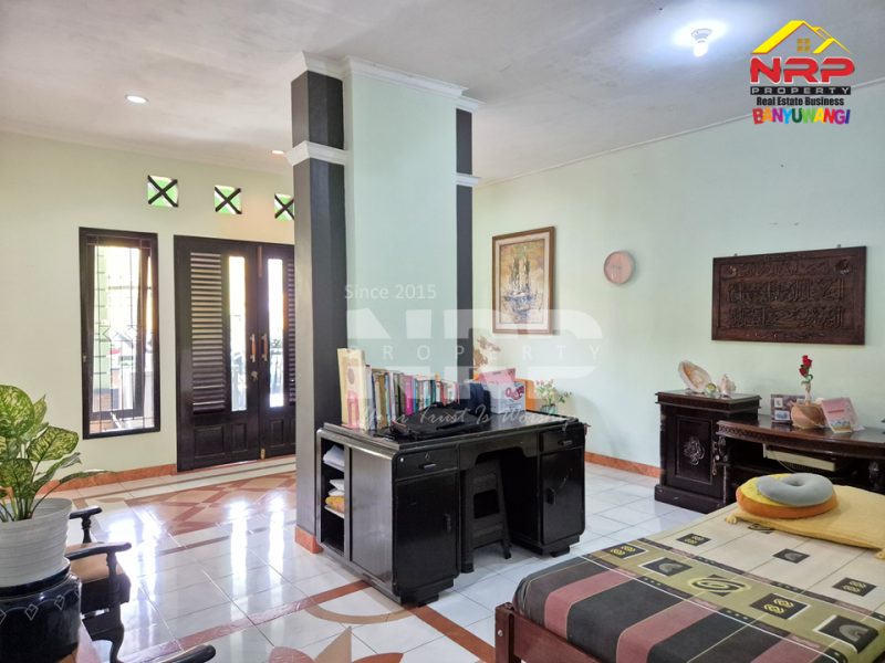 Dijual Rumah Sangat Strategis di Tamanbaru , Banyuwangi  Dijual Rumah Sangat Strategis di Tamanbaru , Banyuwangi  Dijual Rumah Sangat Strategis di Tamanbaru , Banyuwangi&nbsp;
Cocok untuk Rumah Tinggal / Homestay
Dekat dengan Fasilitas Pendidikan, Perbelanjaan dan kantor NRP BANYUWANGI