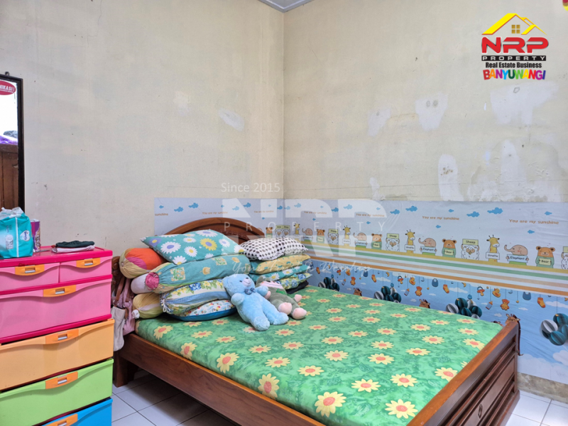 Dijual Rumah Sangat Strategis di Tamanbaru , Banyuwangi  Dijual Rumah Sangat Strategis di Tamanbaru , Banyuwangi  Dijual Rumah Sangat Strategis di Tamanbaru , Banyuwangi&nbsp;
Cocok untuk Rumah Tinggal / Homestay
Dekat dengan Fasilitas Pendidikan, Perbelanjaan dan kantor NRP BANYUWANGI