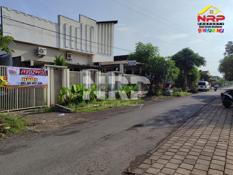 Dijual Rumah Semi Furniture + Semi Rumah kos cantik siap huni di Desa Bomo - Banyuwangi  Dijual Rumah Semi Furniture + Semi Rumah kos cantik siap huni di Desa Bomo - Banyuwangi  Dijual Rumah Semi Furniture + Semi Rumah kos cantik siap huni di Desa Bomo - Banyuwangi&nbsp;
Desain rapi, lokasi nyaman, lingkungan aman. Pilihan tepat untuk NRP BANYUWANGI