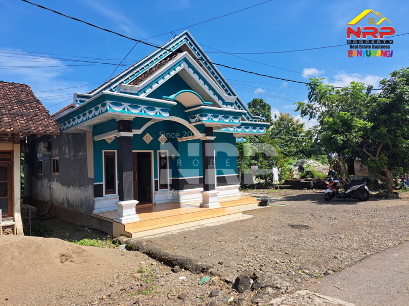 Dijual Rumah Siap Huni di Desa Rogojampi - Banyuwangi  Jual rumah di Rogojampi Banyuwangi  Dijual Rumah Siap Huni di Desa Rogojampi - Banyuwangi&nbsp;
Rumah cantik dengan vibes pedesaan di Rogojampi, Dengan halaman yang luas.&nbsp;

Luas Tanah : NRP BANYUWANGI