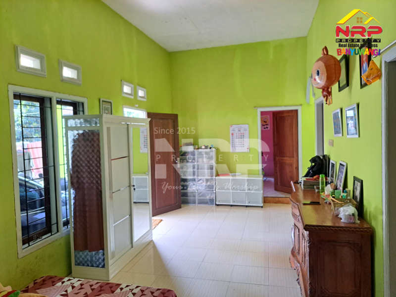 Dijual Rumah Siap Huni di Desa Rogojampi - Banyuwangi  Jual rumah di Rogojampi Banyuwangi  Dijual Rumah Siap Huni di Desa Rogojampi - Banyuwangi&nbsp;
Rumah cantik dengan vibes pedesaan di Rogojampi, Dengan halaman yang luas.&nbsp;

Luas Tanah : NRP BANYUWANGI