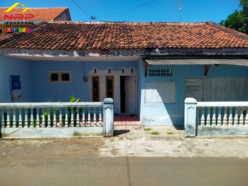 Dijual Rumah Siap Huni di Giri - Banyuwangi  Dijual Rumah Siap Huni di Giri - Banyuwangi  Dijual Rumah Siap Huni di Giri - Banyuwangi&nbsp;
50 Meter dari Jl. Raden Wijaya
Lokasi Sangat Strategis berada di kompleks lingkungan Ponpes NRP BANYUWANGI