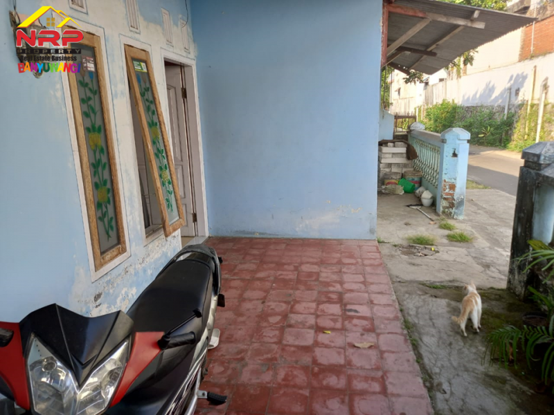 Dijual Rumah Siap Huni di Giri - Banyuwangi  Dijual Rumah Siap Huni di Giri - Banyuwangi  Dijual Rumah Siap Huni di Giri - Banyuwangi&nbsp;
50 Meter dari Jl. Raden Wijaya
Lokasi Sangat Strategis berada di kompleks lingkungan Ponpes NRP BANYUWANGI