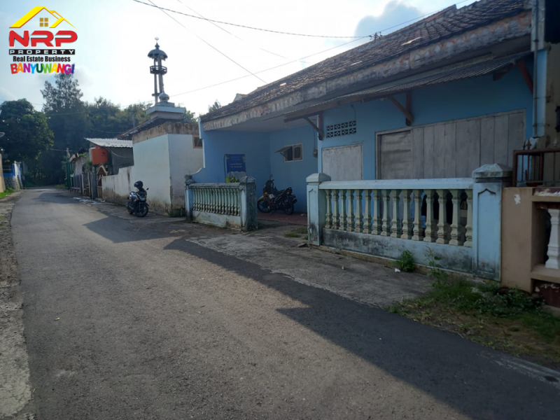 Dijual Rumah Siap Huni di Giri - Banyuwangi  Dijual Rumah Siap Huni di Giri - Banyuwangi  Dijual Rumah Siap Huni di Giri - Banyuwangi&nbsp;
50 Meter dari Jl. Raden Wijaya
Lokasi Sangat Strategis berada di kompleks lingkungan Ponpes NRP BANYUWANGI