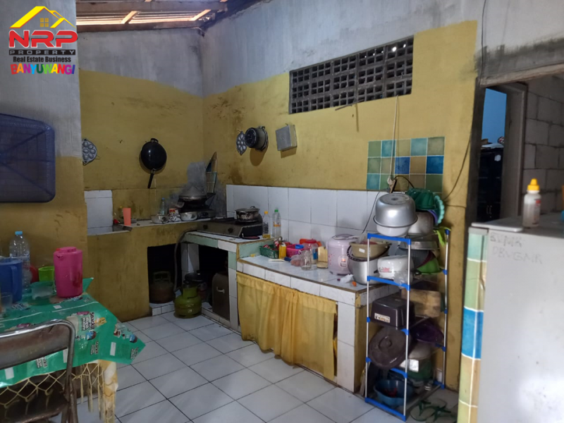 Dijual Rumah Siap Huni di Giri - Banyuwangi  Dijual Rumah Siap Huni di Giri - Banyuwangi  Dijual Rumah Siap Huni di Giri - Banyuwangi&nbsp;
50 Meter dari Jl. Raden Wijaya
Lokasi Sangat Strategis berada di kompleks lingkungan Ponpes NRP BANYUWANGI