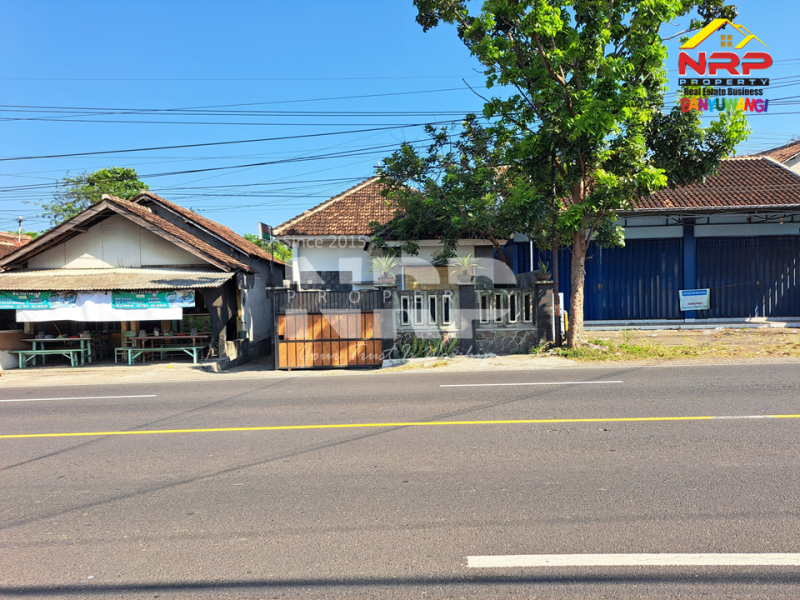 Dijual Rumah Siap Huni di Jl. Utama Rogojampi - Banyuwangi Dijual Rumah Siap Huni di Jl. Utama Rogojampi - Banyuwangi Dijual Rumah Siap Huni di Jl. Utama Rogojampi - Banyuwangi&nbsp;
500 meter dari Kampus Poltek Banyuwangi. Lokasi Sangat Cocok Untuk Investasi maupun NRP BANYUWANGI