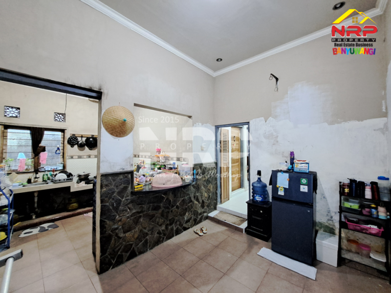 Dijual Rumah Siap Huni di Jl. Utama Rogojampi - Banyuwangi Dijual Rumah Siap Huni di Jl. Utama Rogojampi - Banyuwangi Dijual Rumah Siap Huni di Jl. Utama Rogojampi - Banyuwangi&nbsp;
500 meter dari Kampus Poltek Banyuwangi. Lokasi Sangat Cocok Untuk Investasi maupun NRP BANYUWANGI