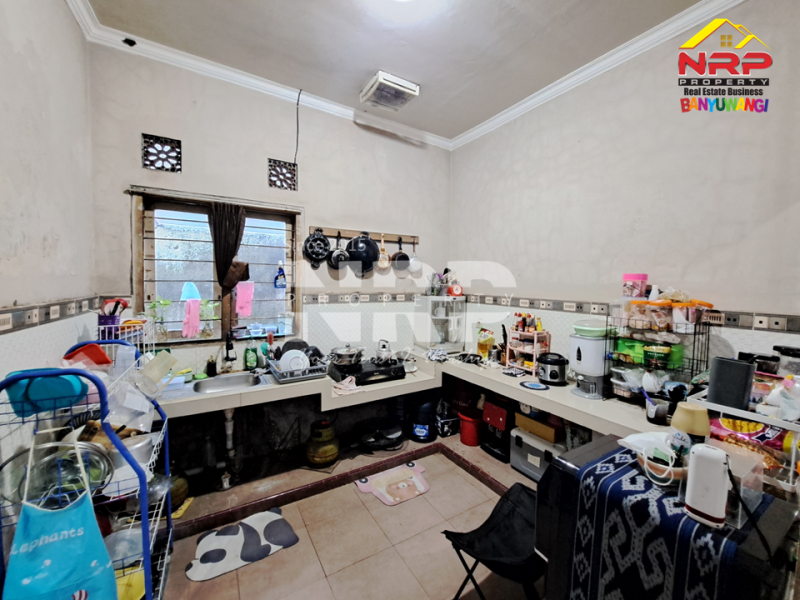 Dijual Rumah Siap Huni di Jl. Utama Rogojampi - Banyuwangi Dijual Rumah Siap Huni di Jl. Utama Rogojampi - Banyuwangi Dijual Rumah Siap Huni di Jl. Utama Rogojampi - Banyuwangi&nbsp;
500 meter dari Kampus Poltek Banyuwangi. Lokasi Sangat Cocok Untuk Investasi maupun NRP BANYUWANGI