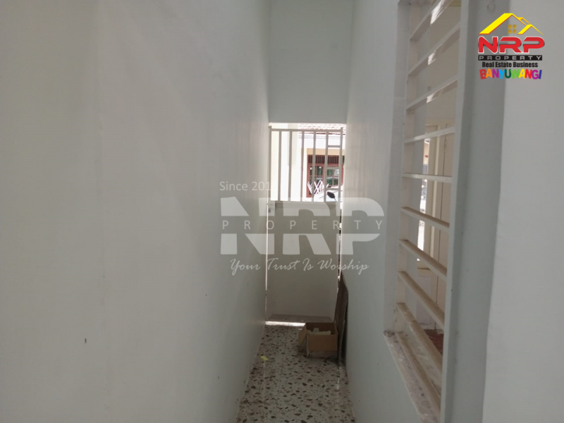 Dijual Rumah Siap Huni di Perum. GGM Klatak - Banyuwangi Dijual Rumah Siap Huni di Perum. GGM Klatak - Banyuwangi Dijual Rumah Siap Huni di Perum. GGM Klatak - Banyuwangi
Lokasi Rumah sangat nyaman untuk tempat tinggal&nbsp;

LT/LB : 84/60 M2&nbsp;
SHM

Fasilitas : NRP BANYUWANGI