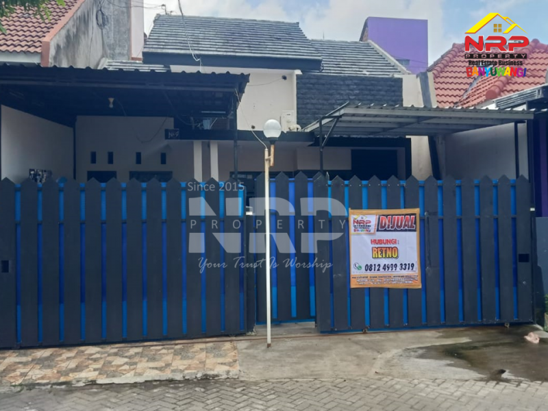 Dijual Rumah Siap Huni di Perum. Mendut Regency - Banyuwangi  Dijual Rumah Siap Huni di Perum. Mendut Regency - Banyuwangi  Dijual Rumah Siap Huni di Perum. Mendut Regency - Banyuwangi&nbsp;
Hunian Exclusive terletak di Kawasan Perumahan Elit di Pusat Kota Banyuwangi
Dekat NRP BANYUWANGI