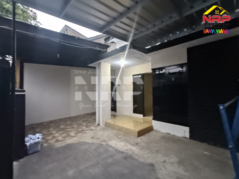 Dijual Rumah Siap Huni di Perum. Mendut Regency - Banyuwangi  Dijual Rumah Siap Huni di Perum. Mendut Regency - Banyuwangi  Dijual Rumah Siap Huni di Perum. Mendut Regency - Banyuwangi&nbsp;
Hunian Exclusive terletak di Kawasan Perumahan Elit di Pusat Kota Banyuwangi
Dekat NRP BANYUWANGI