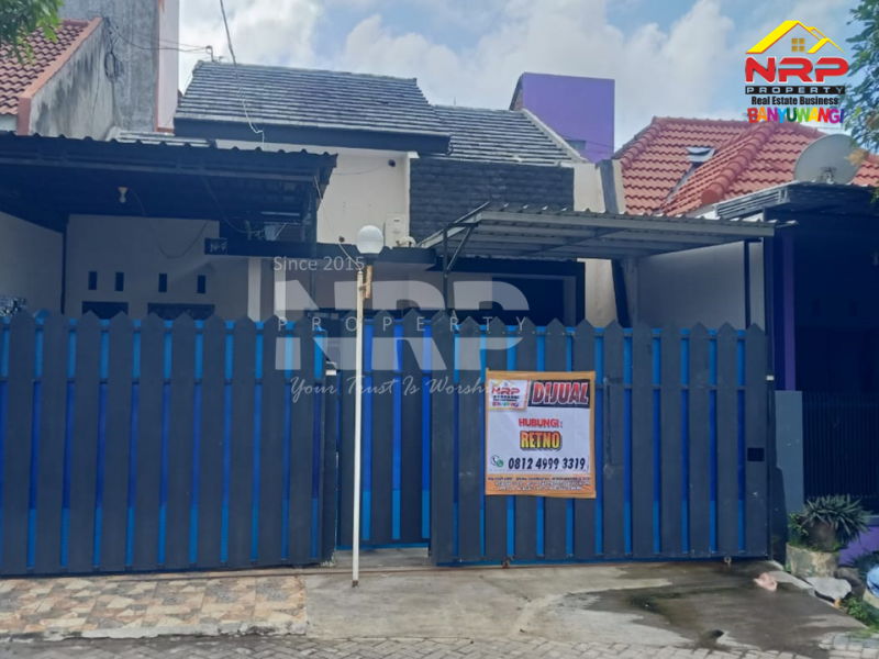 Dijual Rumah Siap Huni di Perum. Mendut Regency - Banyuwangi  Dijual Rumah Siap Huni di Perum. Mendut Regency - Banyuwangi  Dijual Rumah Siap Huni di Perum. Mendut Regency - Banyuwangi&nbsp;
Hunian Exclusive terletak di Kawasan Perumahan Elit di Pusat Kota Banyuwangi
Dekat NRP BANYUWANGI