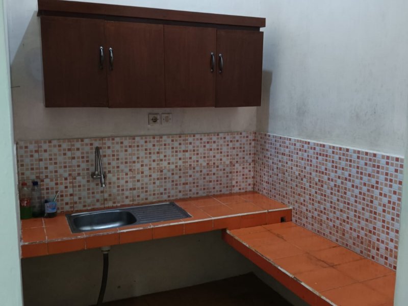 Dijual Rumah Siap Huni di Perum. Mendut Regency - Banyuwangi  Dijual Rumah Siap Huni di Perum. Mendut Regency - Banyuwangi  Dijual Rumah Siap Huni di Perum. Mendut Regency - Banyuwangi&nbsp;
Hunian Exclusive terletak di Kawasan Perumahan Elit di Pusat Kota Banyuwangi
Dekat NRP BANYUWANGI