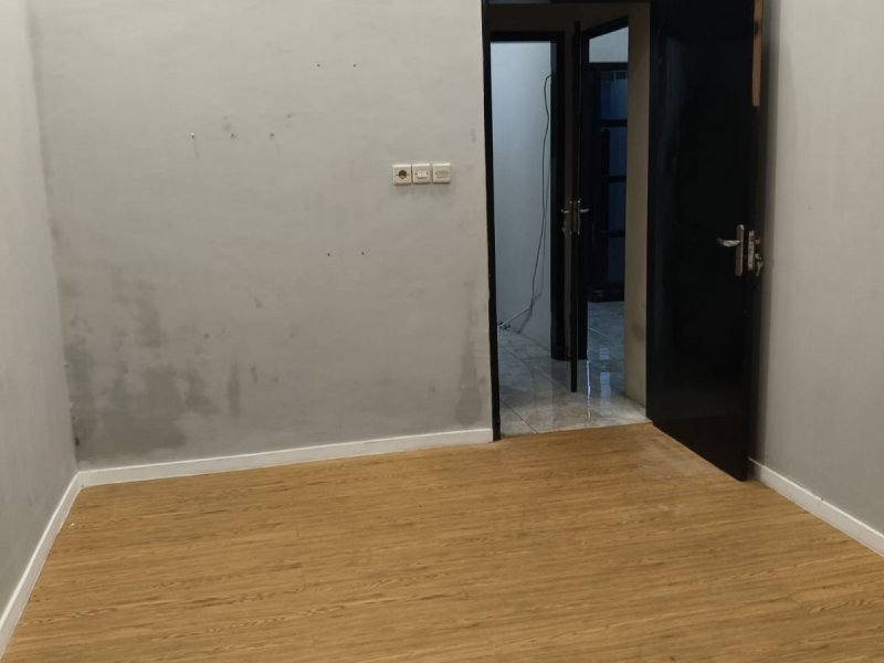 Dijual Rumah Siap Huni di Perum. Mendut Regency - Banyuwangi  Dijual Rumah Siap Huni di Perum. Mendut Regency - Banyuwangi  Dijual Rumah Siap Huni di Perum. Mendut Regency - Banyuwangi&nbsp;
Hunian Exclusive terletak di Kawasan Perumahan Elit di Pusat Kota Banyuwangi
Dekat NRP BANYUWANGI
