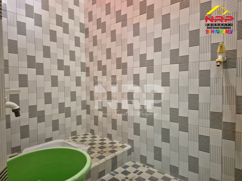 Dijual Rumah Siap Huni di Tamanbaru - Pusat Kota Banyuwangi  Dijual Rumah Siap Huni di Tamanbaru - Pusat Kota Banyuwangi  Dijual Rumah Siap Huni di Tamanbaru - Pusat Kota Banyuwangi&nbsp;
Dekat dengan Fasilitas Pendidikan, Perbelanjaan dan kantor dinas pemerintahan

Luas Tanah NRP BANYUWANGI
