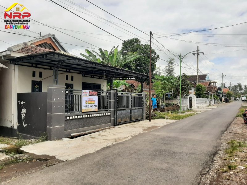 Dijual Rumah Siap Huni di Tepi Jl. Soerongganti Lateng, Gladag  - Rogojampi Dijual Rumah Siap Huni di Tepi Jl. Soerongganti Lateng, Gladag  - Rogojampi Dijual Rumah Siap Huni di Tepi Jl. Soerongganti Lateng, Gladag&nbsp; - Rogojampi
Sangat Cocok Untuk Rumah Pribadi Lingkungan Padat Penduduk

Fasilitas : NRP BANYUWANGI