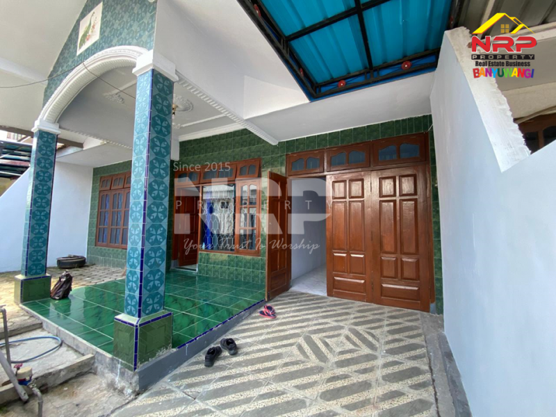 Dijual Rumah Strategis Bersebelahan dengan Hotel Ilira Banyuwangi  Dijual Rumah Strategis Bersebelahan dengan Hotel Ilira Banyuwangi  Dijual Rumah Strategis Bersebelahan dengan Hotel Ilira Banyuwangi&nbsp;
Akes Jl. Yos Sudarso, Klatak - Banyuwangi&nbsp;

Luas Tanah : 102 M2&nbsp;
Luas NRP BANYUWANGI