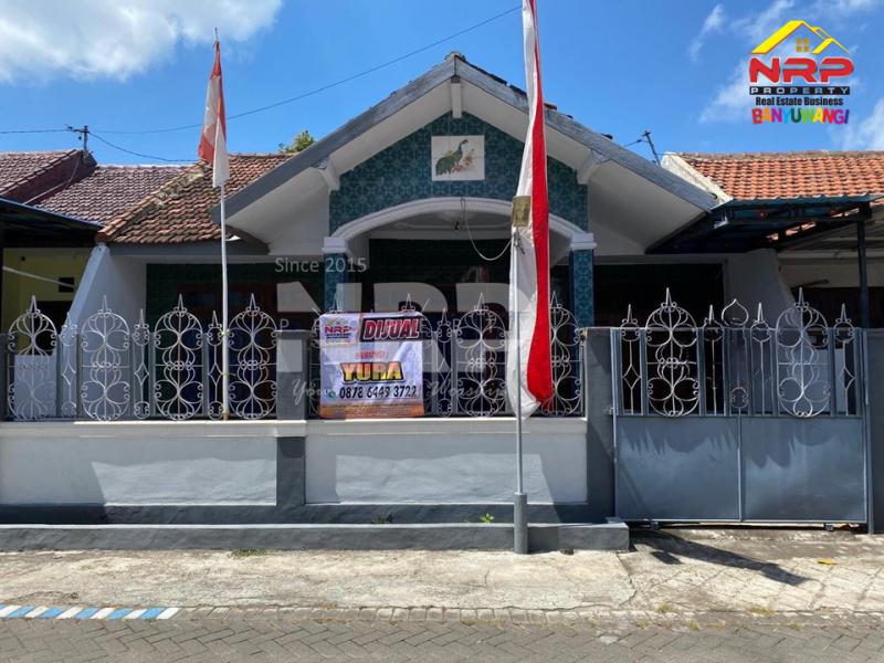 Dijual Rumah Strategis Bersebelahan dengan Hotel Ilira Banyuwangi  Dijual Rumah Strategis Bersebelahan dengan Hotel Ilira Banyuwangi  Dijual Rumah Strategis Bersebelahan dengan Hotel Ilira Banyuwangi&nbsp;
Akes Jl. Yos Sudarso, Klatak - Banyuwangi&nbsp;

Luas Tanah : 102 M2&nbsp;
Luas NRP BANYUWANGI