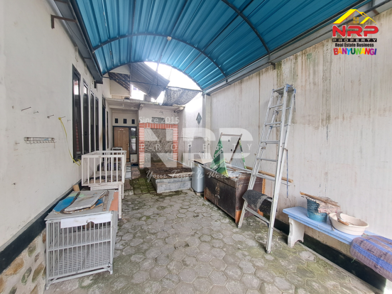 Dijual Rumah strategis depan Kampus FIKKIA UNAIR Banyuwangi Dijual Rumah strategis depan Kampus FIKKIA UNAIR Banyuwangi Investasi Properti Menjanjikan!
Dijual Rumah strategis depan Kampus FIKKIA UNAIR Banyuwangi
Sangat cocok untuk rumah kos, kontrakan, atau usaha penunjang NRP BANYUWANGI