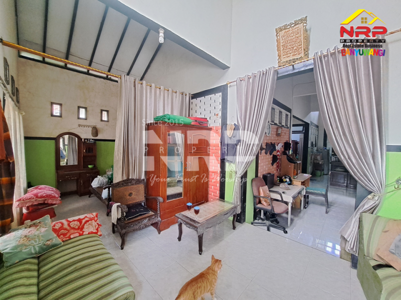 Dijual Rumah strategis depan Kampus FIKKIA UNAIR Banyuwangi Dijual Rumah strategis depan Kampus FIKKIA UNAIR Banyuwangi Investasi Properti Menjanjikan!
Dijual Rumah strategis depan Kampus FIKKIA UNAIR Banyuwangi
Sangat cocok untuk rumah kos, kontrakan, atau usaha penunjang NRP BANYUWANGI