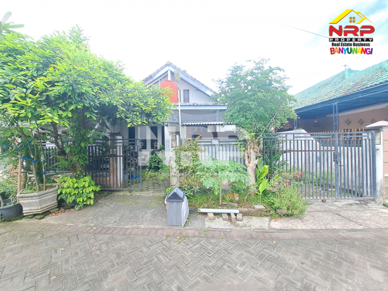 Dijual Rumah strategis depan Kampus FIKKIA UNAIR Banyuwangi Dijual Rumah strategis depan Kampus FIKKIA UNAIR Banyuwangi Investasi Properti Menjanjikan!
Dijual Rumah strategis depan Kampus FIKKIA UNAIR Banyuwangi
Sangat cocok untuk rumah kos, kontrakan, atau usaha penunjang NRP BANYUWANGI