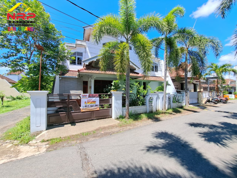 Dijual Rumah Strategis Hook di Belakang Kantor KPU Banyuwangi, Kebalenan  Dijual Rumah Strategis Hook di Belakang Kantor KPU Banyuwangi, Kebalenan  Dijual Rumah Strategis Hook di Belakang Kantor KPU Banyuwangi&nbsp;
Lokasi sangat strategis Untuk Hunian, Kos- kosan dan Ruang Usaha lainnya

Luas Tanah : NRP BANYUWANGI