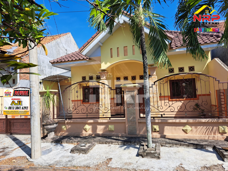 Dijual Rumah Strategis Siap Huni Tamanbaru, Banyuwangi  Dijual rumah di tamanbaru banyuwangi  Dijual Rumah Strategis Siap Huni Tamanbaru, Banyuwangi&nbsp;
Dekat dengan Kantor Pemda dan Pemerintahan,&nbsp; Dekat Dengan Fasilitas Pendidikan, Perbelanjaan NRP BANYUWANGI