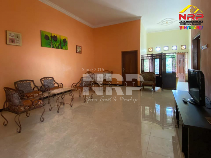 Dijual Rumah Strategis Siap Huni Tamanbaru, Banyuwangi  Dijual rumah di tamanbaru banyuwangi  Dijual Rumah Strategis Siap Huni Tamanbaru, Banyuwangi&nbsp;
Dekat dengan Kantor Pemda dan Pemerintahan,&nbsp; Dekat Dengan Fasilitas Pendidikan, Perbelanjaan NRP BANYUWANGI