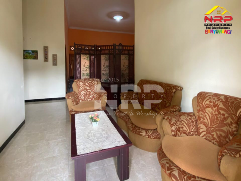 Dijual Rumah Strategis Siap Huni Tamanbaru, Banyuwangi  Dijual rumah di tamanbaru banyuwangi  Dijual Rumah Strategis Siap Huni Tamanbaru, Banyuwangi&nbsp;
Dekat dengan Kantor Pemda dan Pemerintahan,&nbsp; Dekat Dengan Fasilitas Pendidikan, Perbelanjaan NRP BANYUWANGI