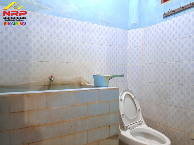 Dijual Rumah + Studio Foto beserta Bengkel di Bengkak- Wongsorejo  Dijual Rumah + Studio Foto beserta Bengkel di Bengkak- Wongsorejo  Dijual Rumah + Studio Foto beserta Bengkel di Bengkak- Wongsorejo&nbsp;
Lokasi sangat strategis berada di Tepi Jl. Raya Situbondo. Dekat dengan kawasan wisata NRP BANYUWANGI