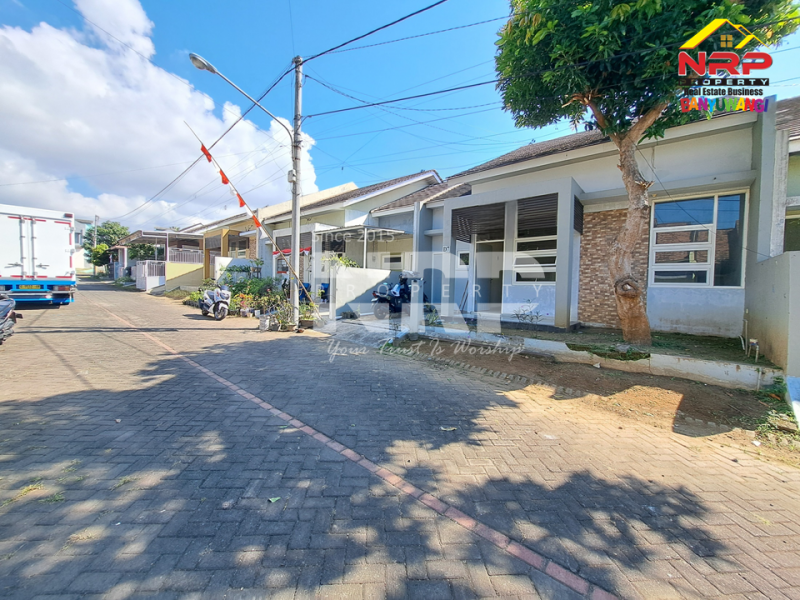 Dijual rumah termurah di banyuwangi  dp 25 jutaan di Perum. Laguna   Dijual rumah termurah di banyuwangi  dp 25 jutaan saja perum laguna  Unit terbatas, lokasi strategis - siapa cepat dia dapat di Taman Laguna Residance Banyuwangi !!
Dp KPR cukup 25 Juta aja. Desain minimalis, Berada di Depan NRP BANYUWANGI