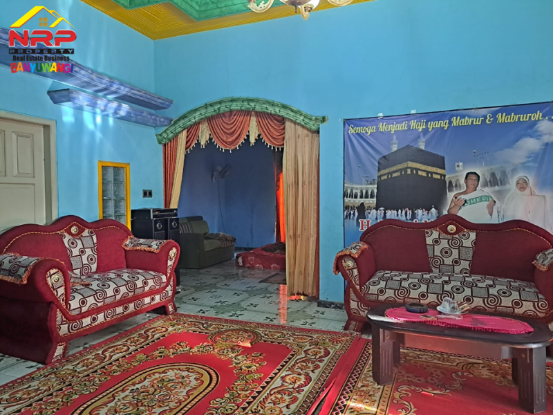 Dijual Rumah +Toko  Siap Huni di Donosuko , Badean - Banyuwangi  Dijual Rumah +Toko  Siap Huni di Donosuko , Badean - Banyuwangi  Dijual Rumah +Toko&nbsp; Siap Huni di Donosuko , Badean - Banyuwangi
Cocok Untuk Hunian dan Usaha

Fasilitas : Ruang Tamu, Ruang Keluarga, Ruang Usaha/Toko, NRP BANYUWANGI